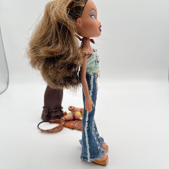 Vintage Bratz Strut It Yasmin Fashion Doll 2002 MGA Incomplete - Picture 8 of 12